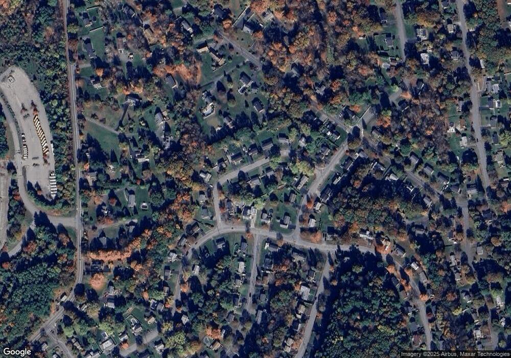 8 Huron Dr, Hudson, MA 01749 - photo 1