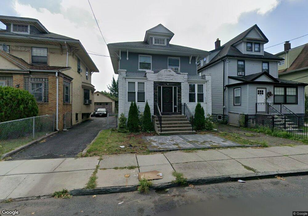 372 Seymour Ave, Newark, NJ 07112 - photo 1