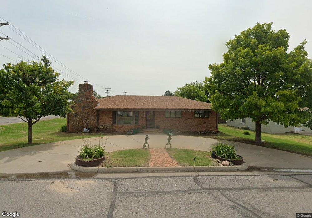 110 N 1st St, Cimarron, KS 67835 - photo 1