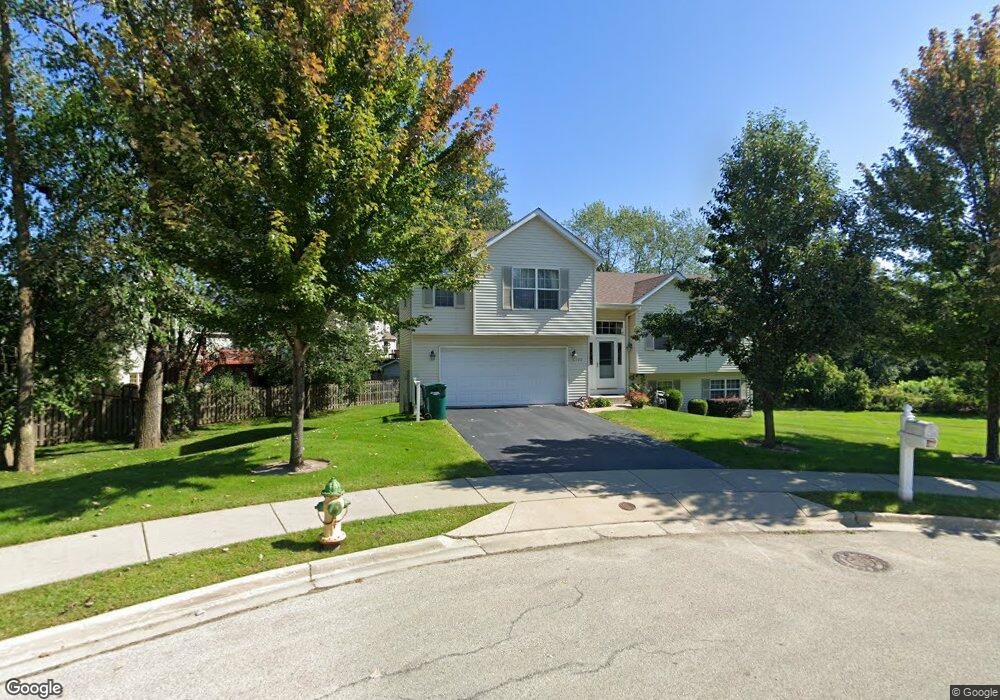 2700 Alan Ct, Waukegan, IL 60085 - photo 1