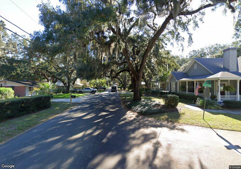 319 3rd Ave, Saint Simons Island, GA 31522 - photo 1