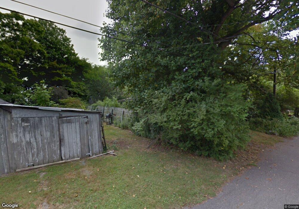 11 Baldwin Ct, Jamestown, RI 02835 - photo 1