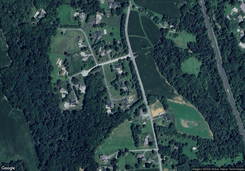 4455 Monument Dr, Sykesville, MD 21784 - photo 1