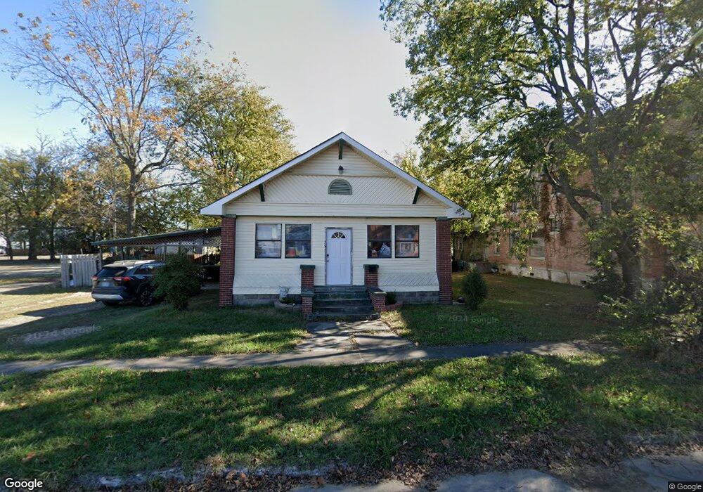 207 S College St, Stuttgart, AR 72160 - photo 1
