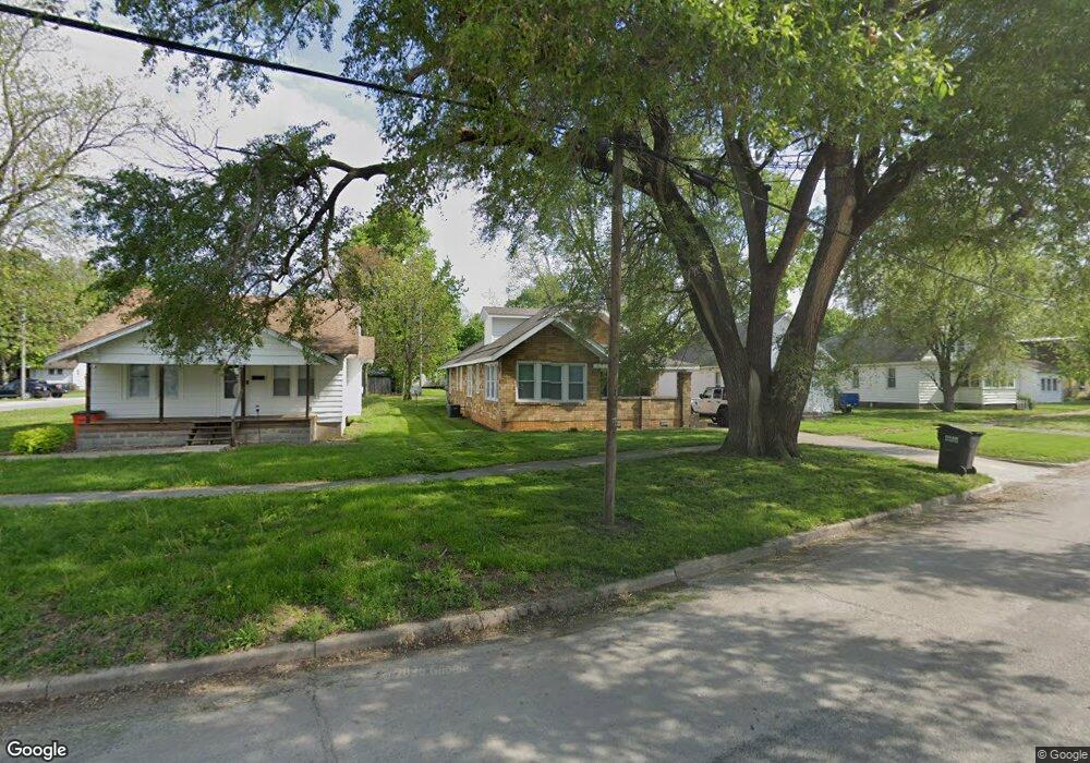 2716 Cedar Ave, Mattoon, IL 61938 - photo 1