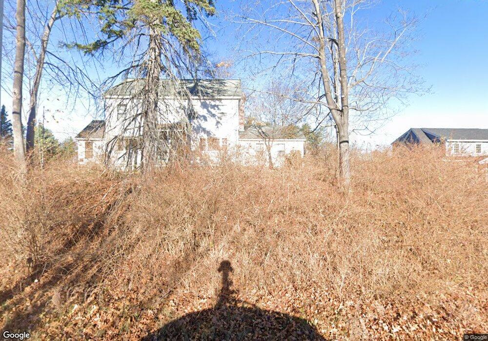 87 Bunker Hill Ave, Stratham, NH 03885 - photo 1