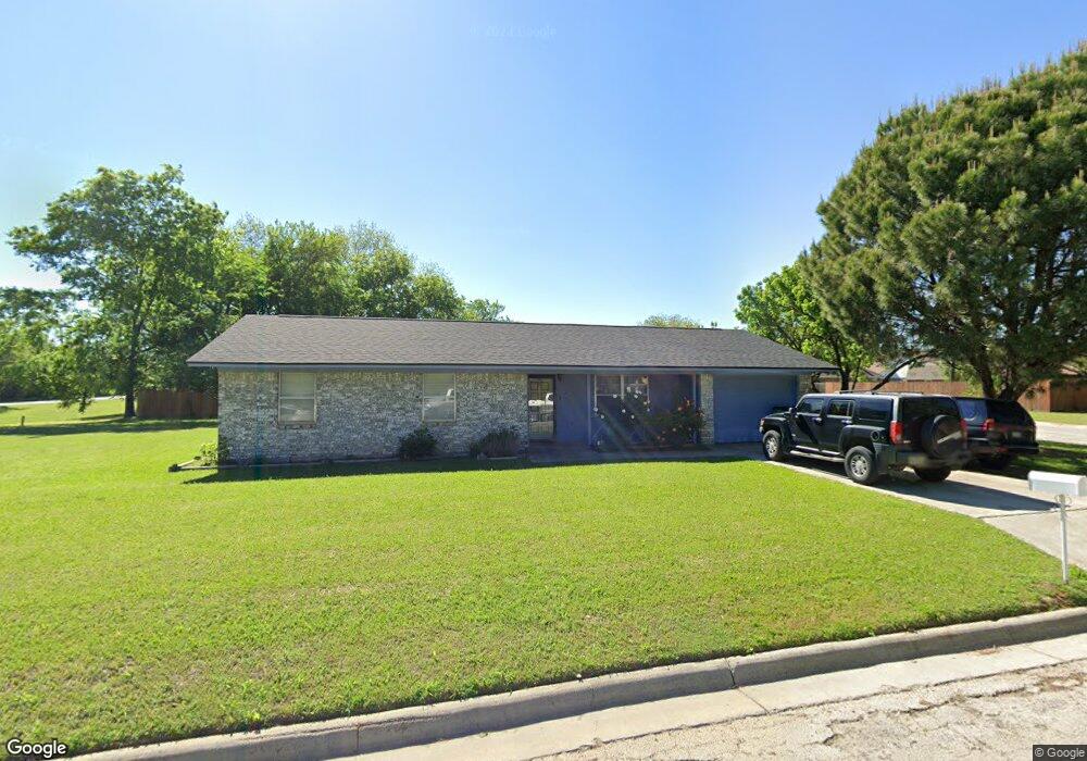 1201 Kent Dr, Gainesville, TX 76240 - photo 1