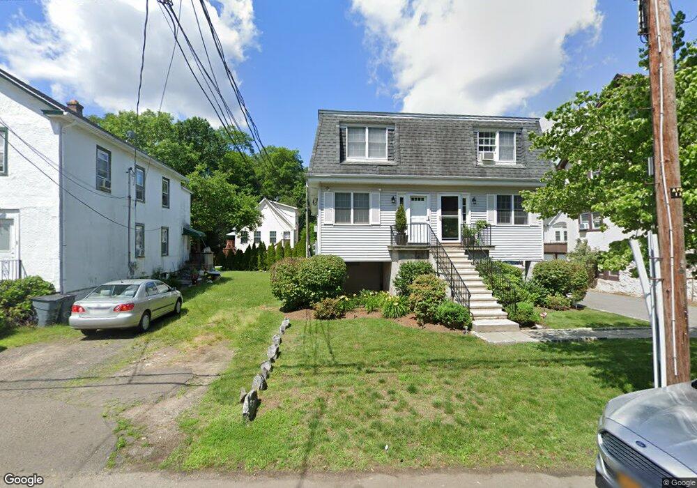 18R Hollow Wood Ln, Greenwich, CT 06831 - photo 1