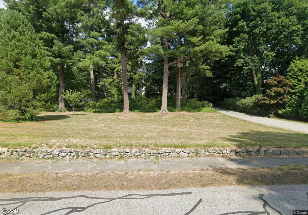 26 Lehigh Rd, Wellesley, MA 02482 - photo 1