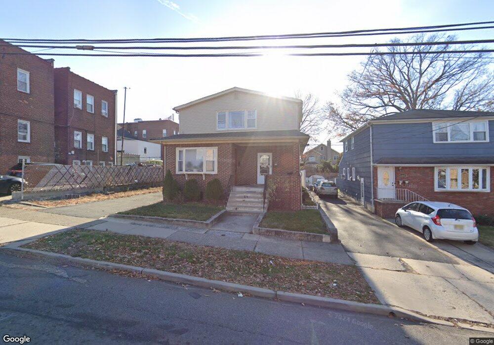 554 Kingsland Ave, Lyndhurst, NJ 07071 - photo 1