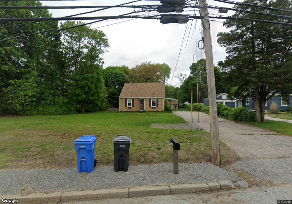 525 Scituate Ave, Cranston, RI 02921 - photo 1