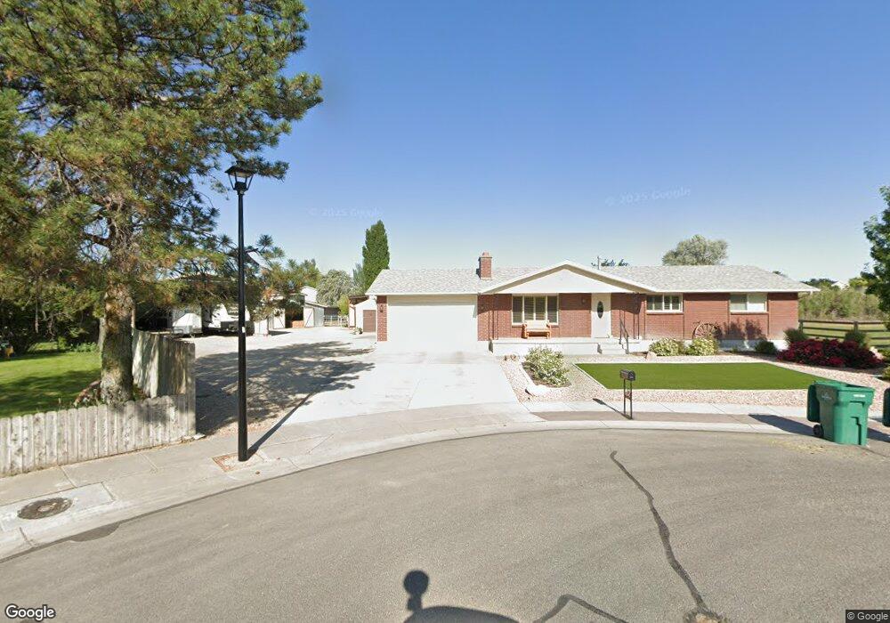 2370 Eva Lynn Cir, Riverton, UT 84065 - photo 1