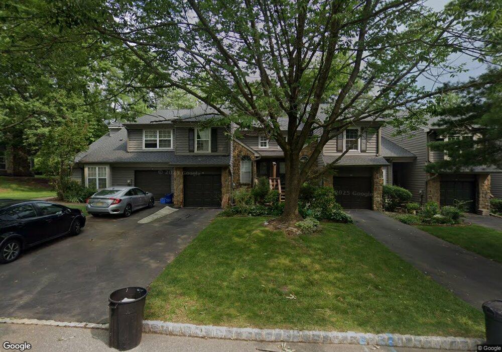 30E Chicopee Dr unit E, Princeton, NJ 08540 - photo 1