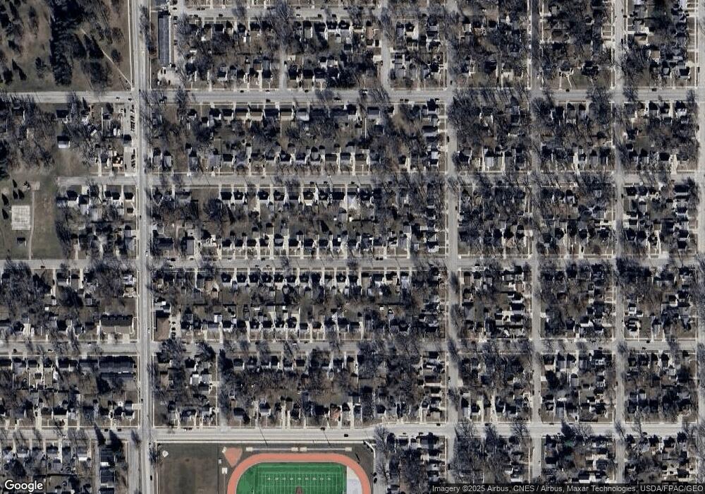 1302 6th Ave NW, Austin, MN 55912 - photo 1