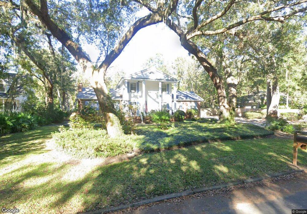 314 Dunbarton Dr, Saint Simons Island, GA 31522 - photo 1