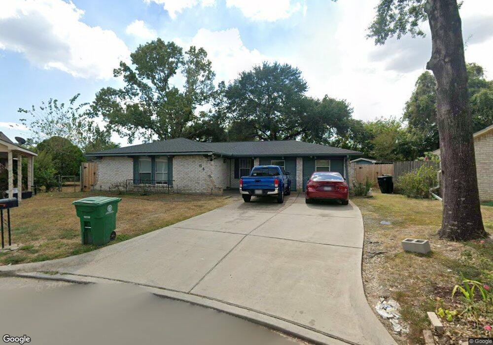 6439 French Chateau Dr, Houston, TX 77088 - photo 1