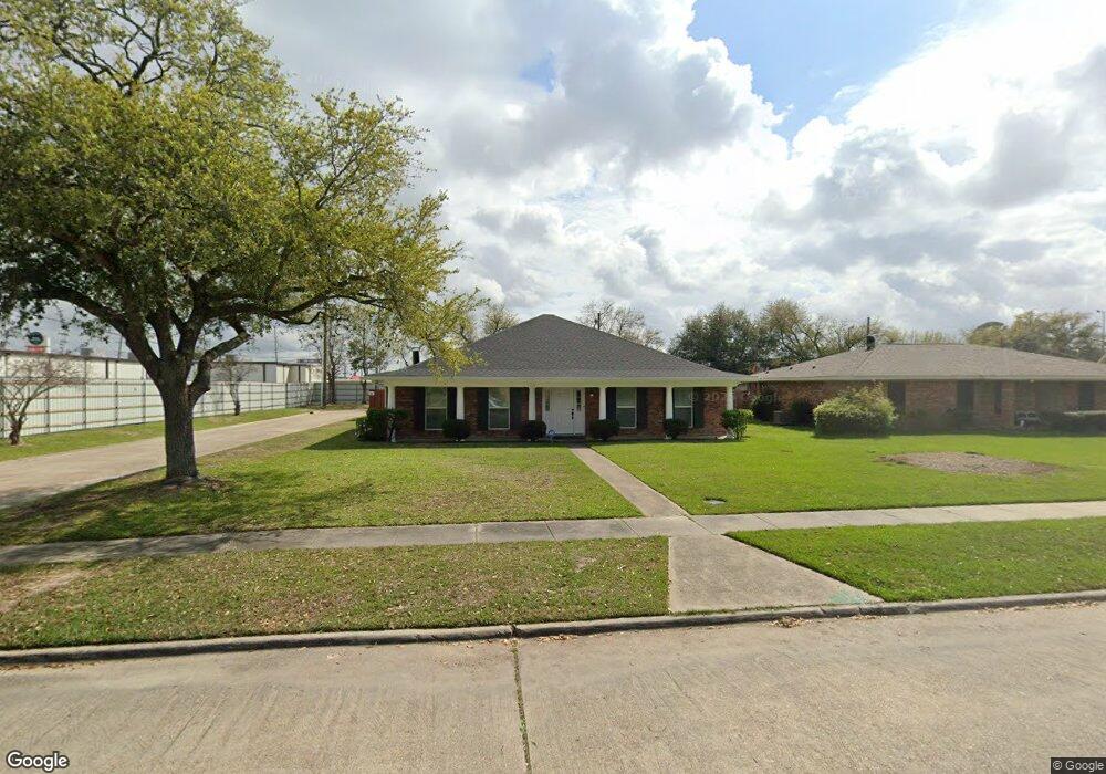 2546 21st St, Lake Charles, LA 70601 - photo 1