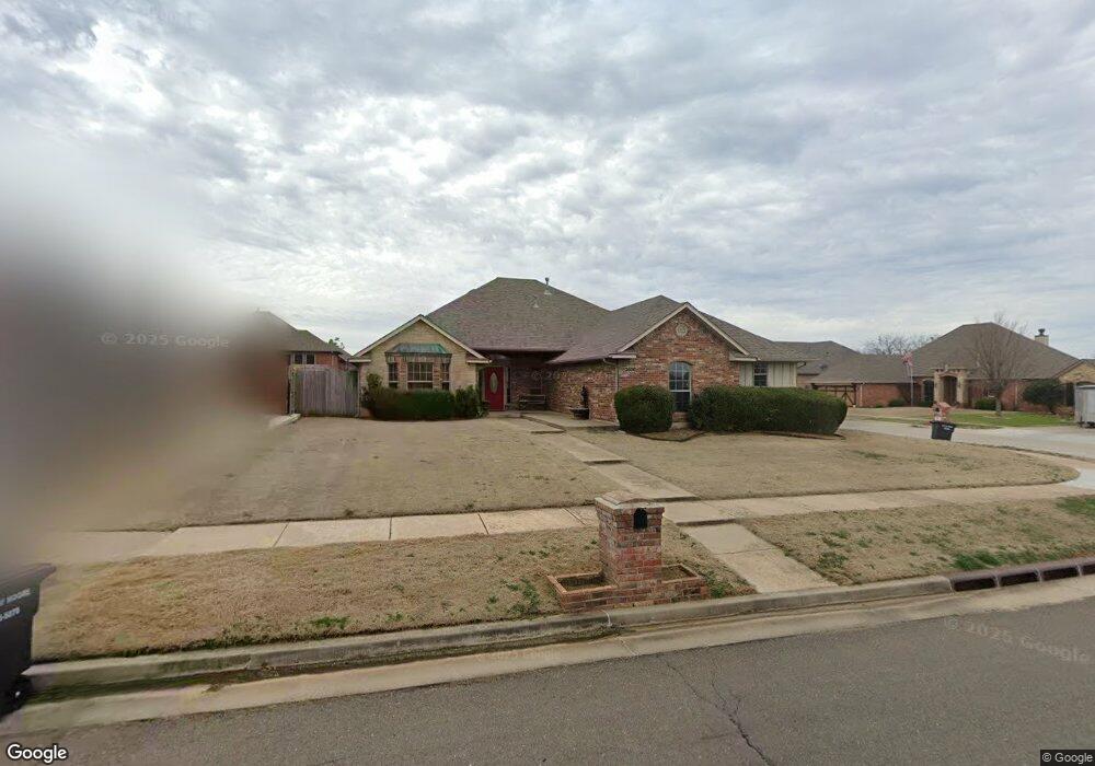 2600 SE 7th St, Moore, OK 73160 - photo 1