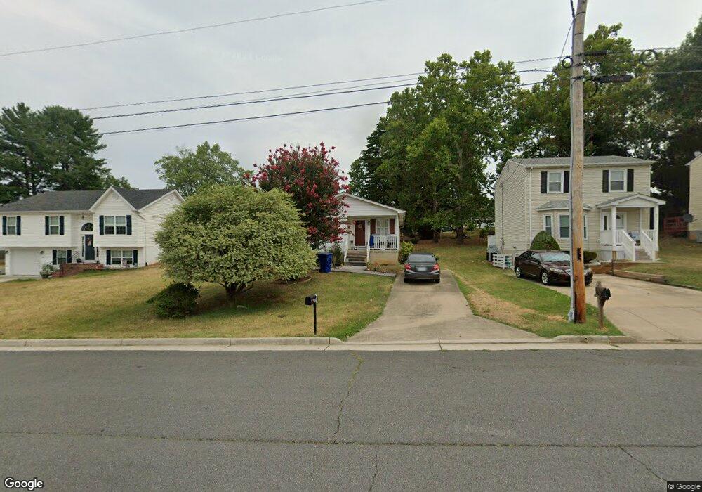 829 W 15th St, Front Royal, VA 22630 - photo 1