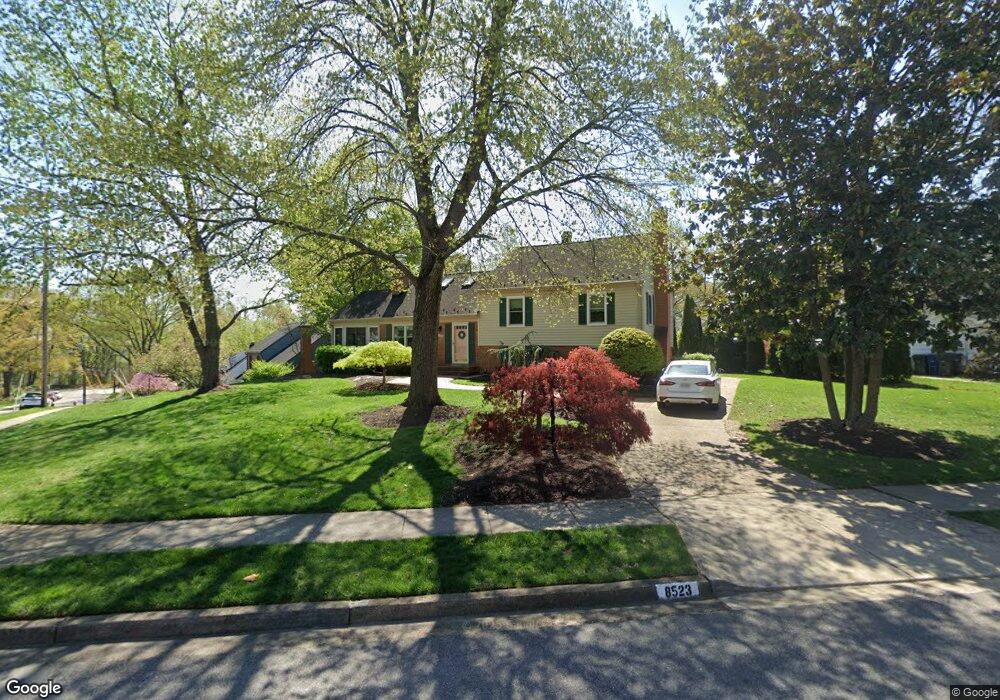 8523 Doter Dr, Alexandria, VA 22308 - photo 1