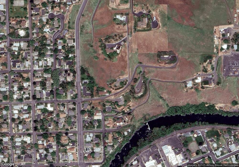 205 NE Furnish Ave, Pendleton, OR 97801 - photo 1