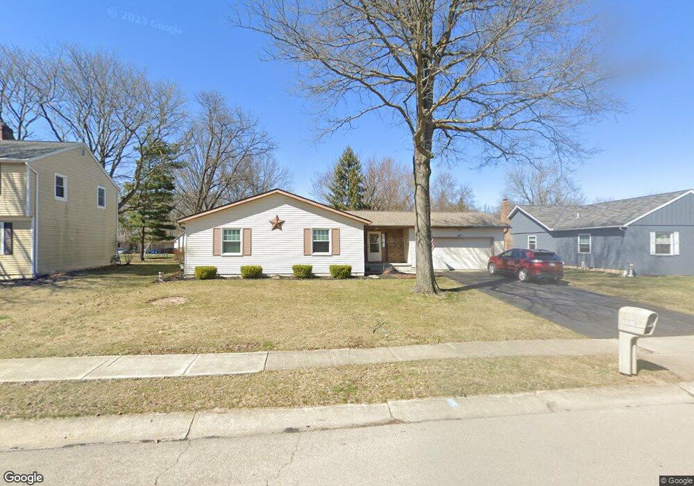 907 Hickory Dr, Marysville, OH 43040 - photo 1