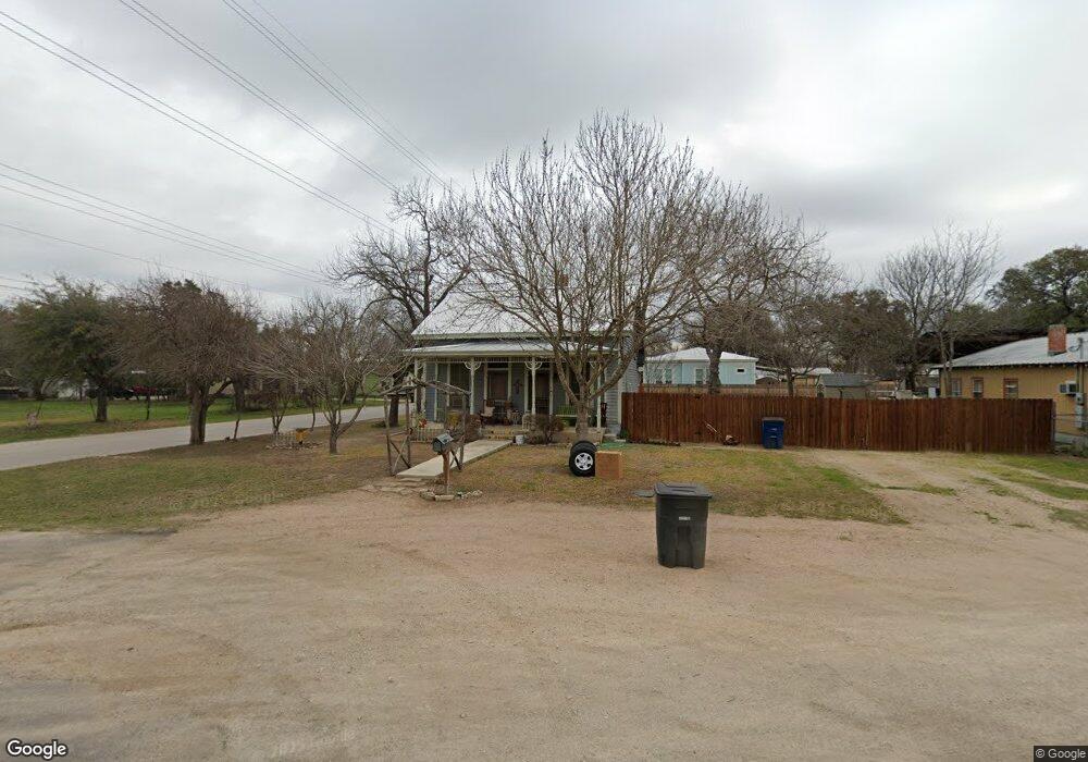 488 N Central Ave, New Braunfels, TX 78130 - photo 1