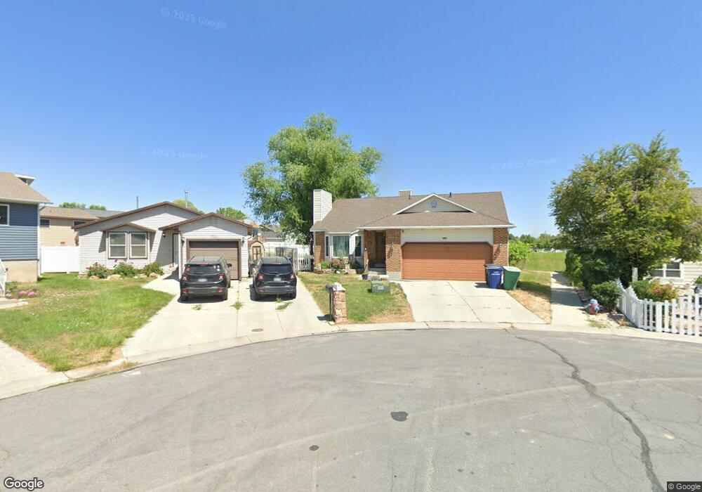 7926 S 2840 W, West Jordan, UT 84088 - photo 1