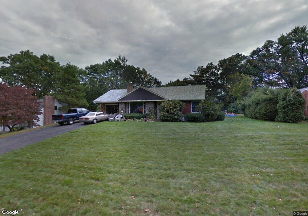 66 Pinehurst Rd, Holyoke, MA 01040 - photo 1