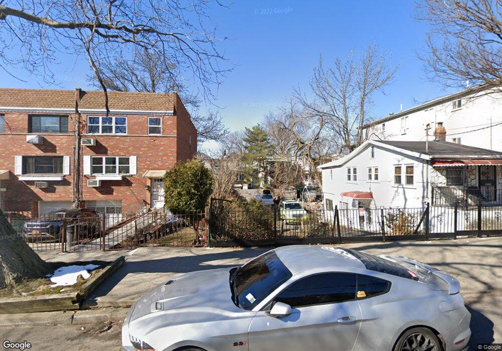 525 Taylor Ave, Bronx, NY 10473 - photo 1