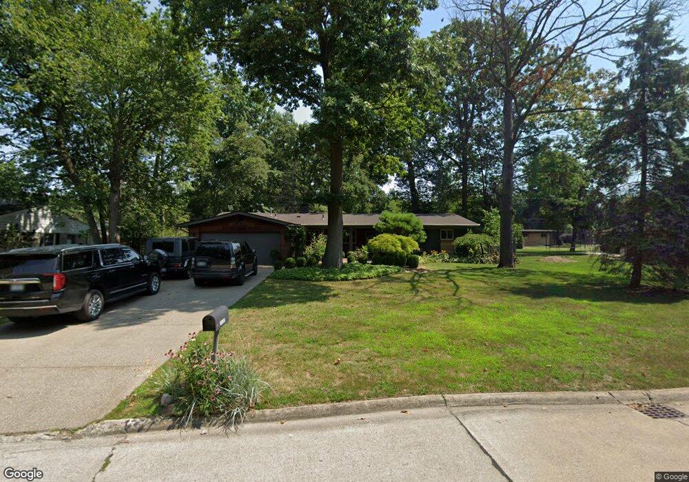 21127 Shurley Dr, Grosse Ile, MI 48138 - photo 1