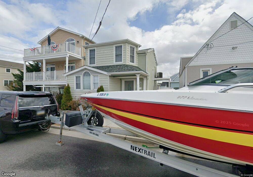 339 W Spicer Ave, Wildwood, NJ 08260 - photo 1