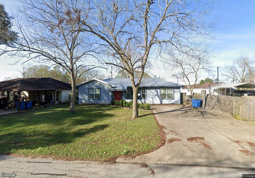 1208 Allen St, Rosenberg, TX 77471 - photo 1