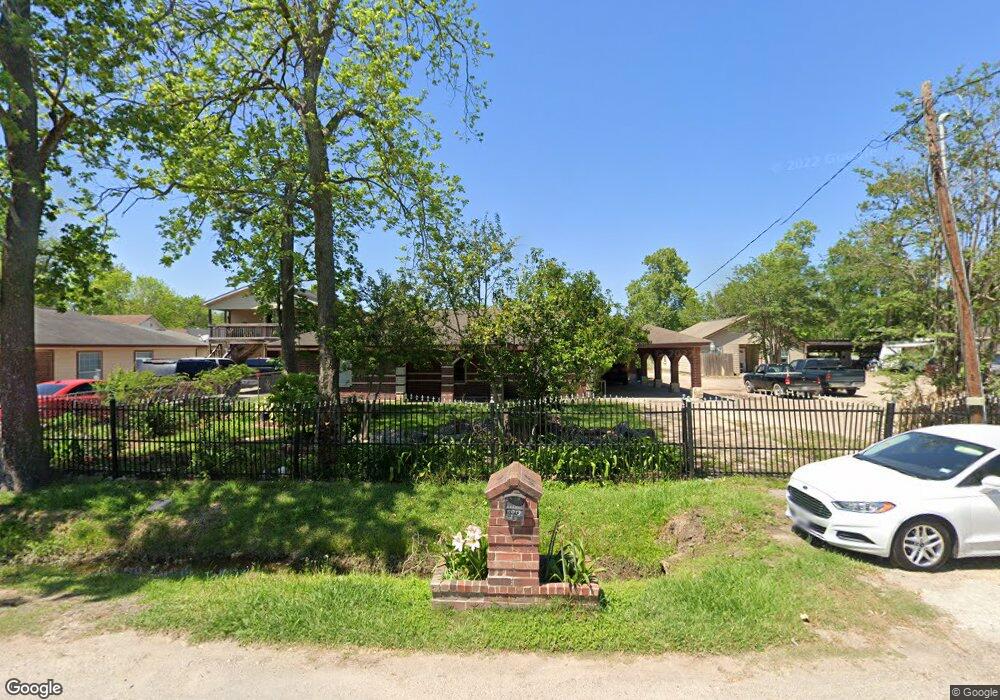 5013 Van Zandt St, Houston, TX 77093 - photo 1