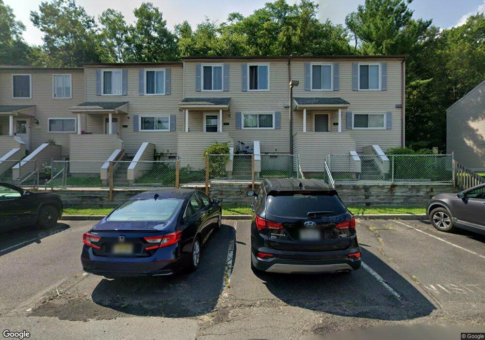 1506 Ramapo Brae Ln, Mahwah, NJ 07430 - photo 1