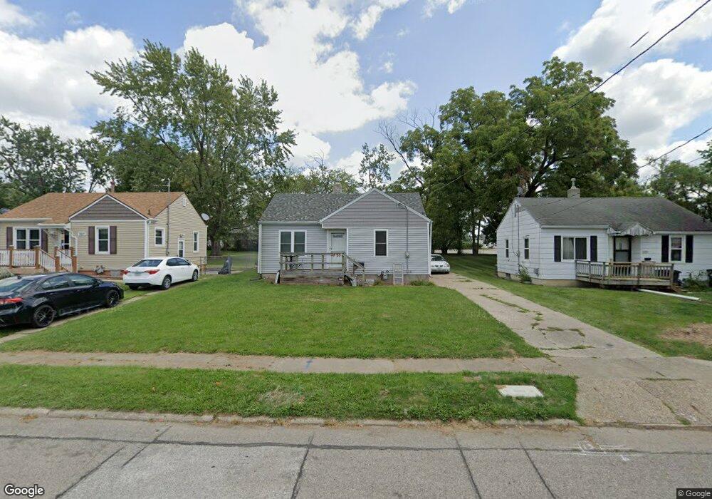 3823 57th St, Des Moines, IA 50310 - photo 1