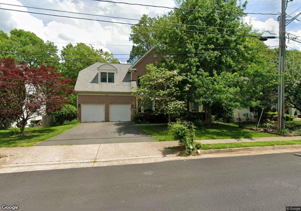 2539 Sandburg St, Dunn Loring, VA 22027 - photo 1