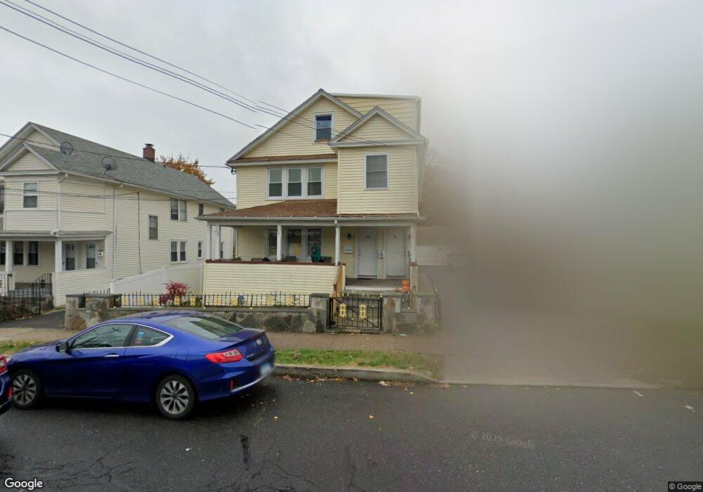 739 Lindley St unit 1, Bridgeport, CT 06606 - photo 1