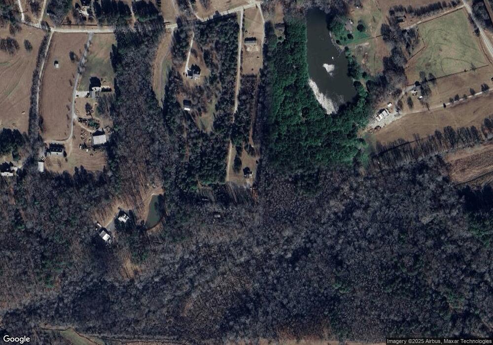 128 Paynes Lake Rd, Carrollton, GA 30116 - photo 1