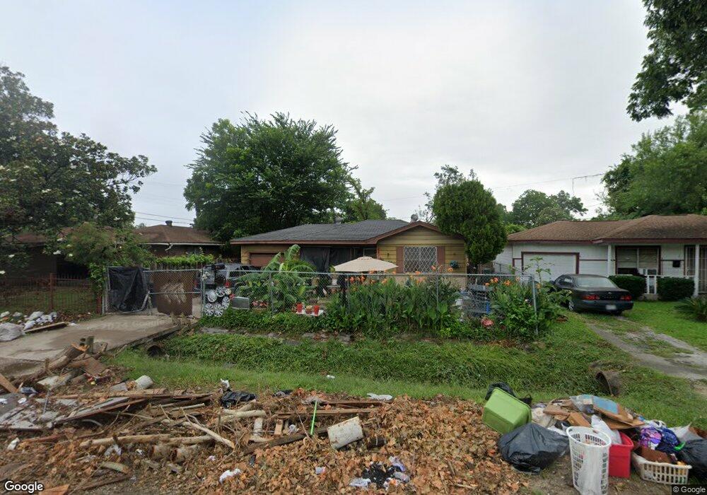 3007 Bennington St, Houston, TX 77093 - photo 1