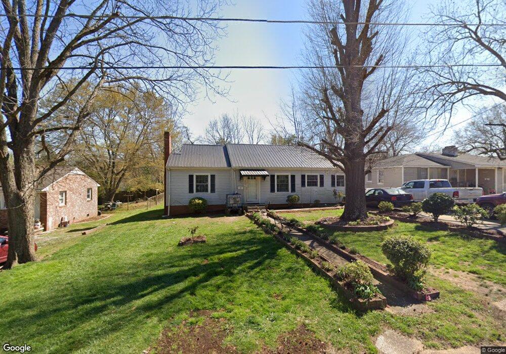 326 E 6th St, Siler City, NC 27344 - photo 1
