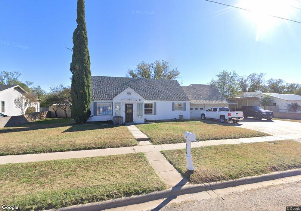 1502 E 11th Place, Big Spring, TX 79720 - photo 1
