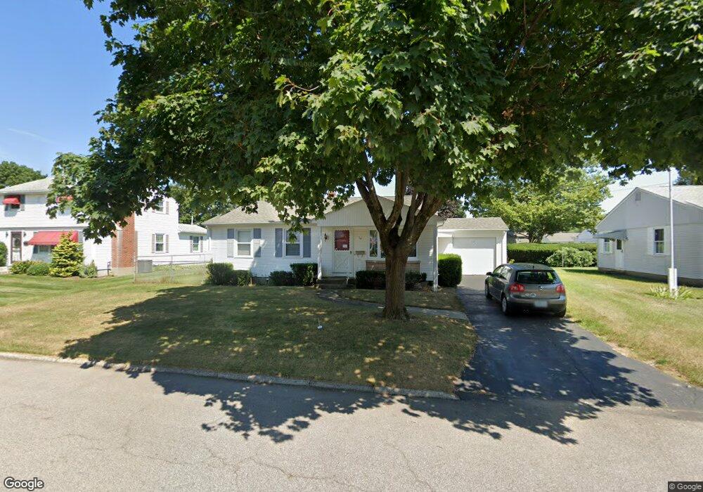 34 Ferncrest Dr, Riverside, RI 02915 - photo 1