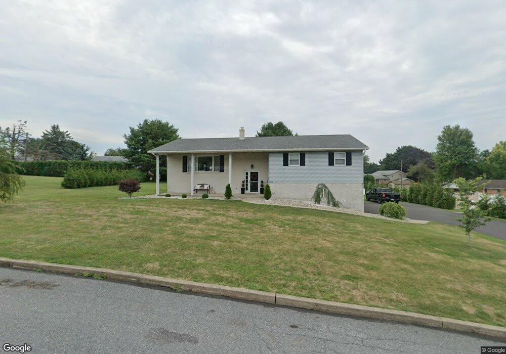 5516 Lois Ln, Northampton, PA 18067 - photo 1