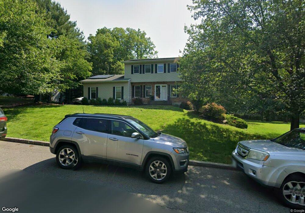 4 Hobbs Ct, Pomona, NY 10970 - photo 1