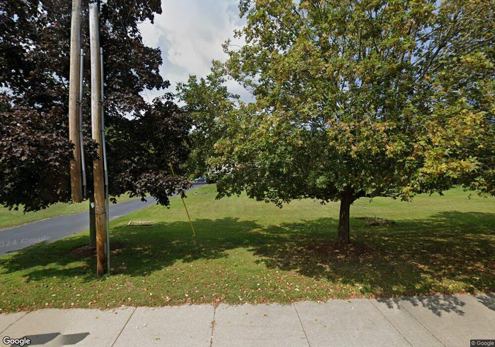 719 King St, Franklin, MA 02038 - photo 1