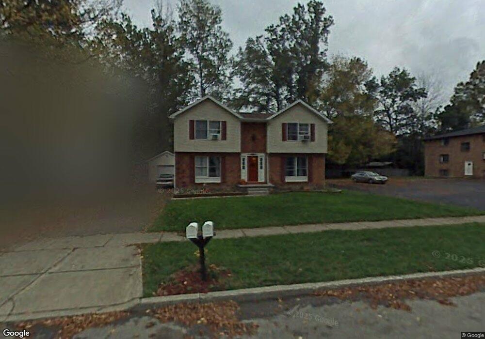 917 Remington Dr, North Tonawanda, NY 14120 - photo 1