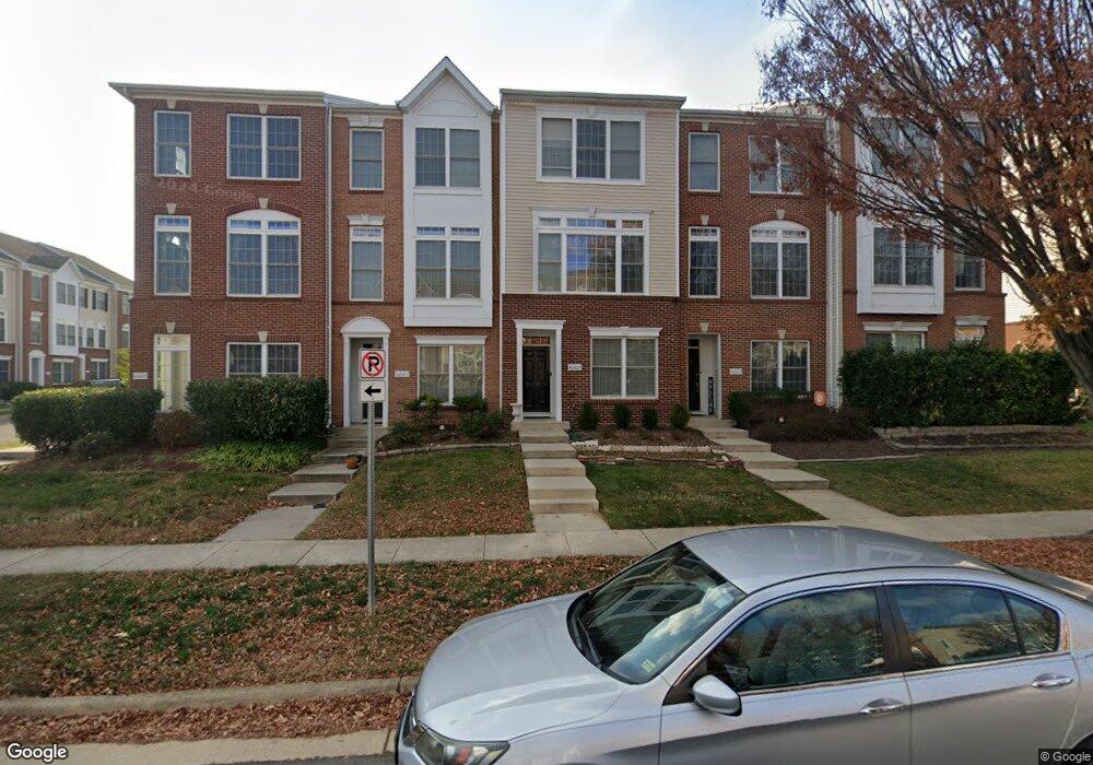 42605 Pine Forest Dr, Chantilly, VA 20152 - photo 1