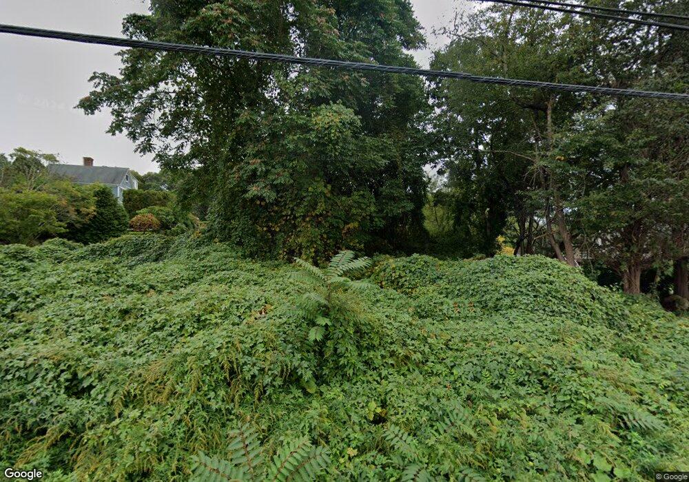 19 Noyes Ave, Stonington, CT 06378 - photo 1