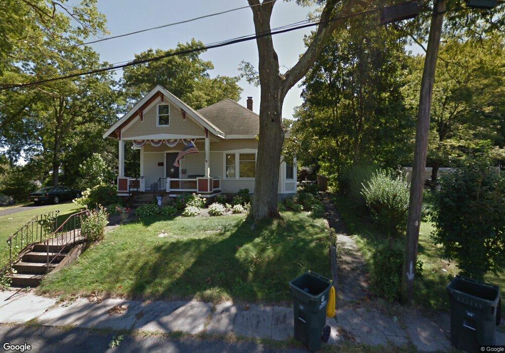 33 Fales St, Franklin, MA 02038 - photo 1